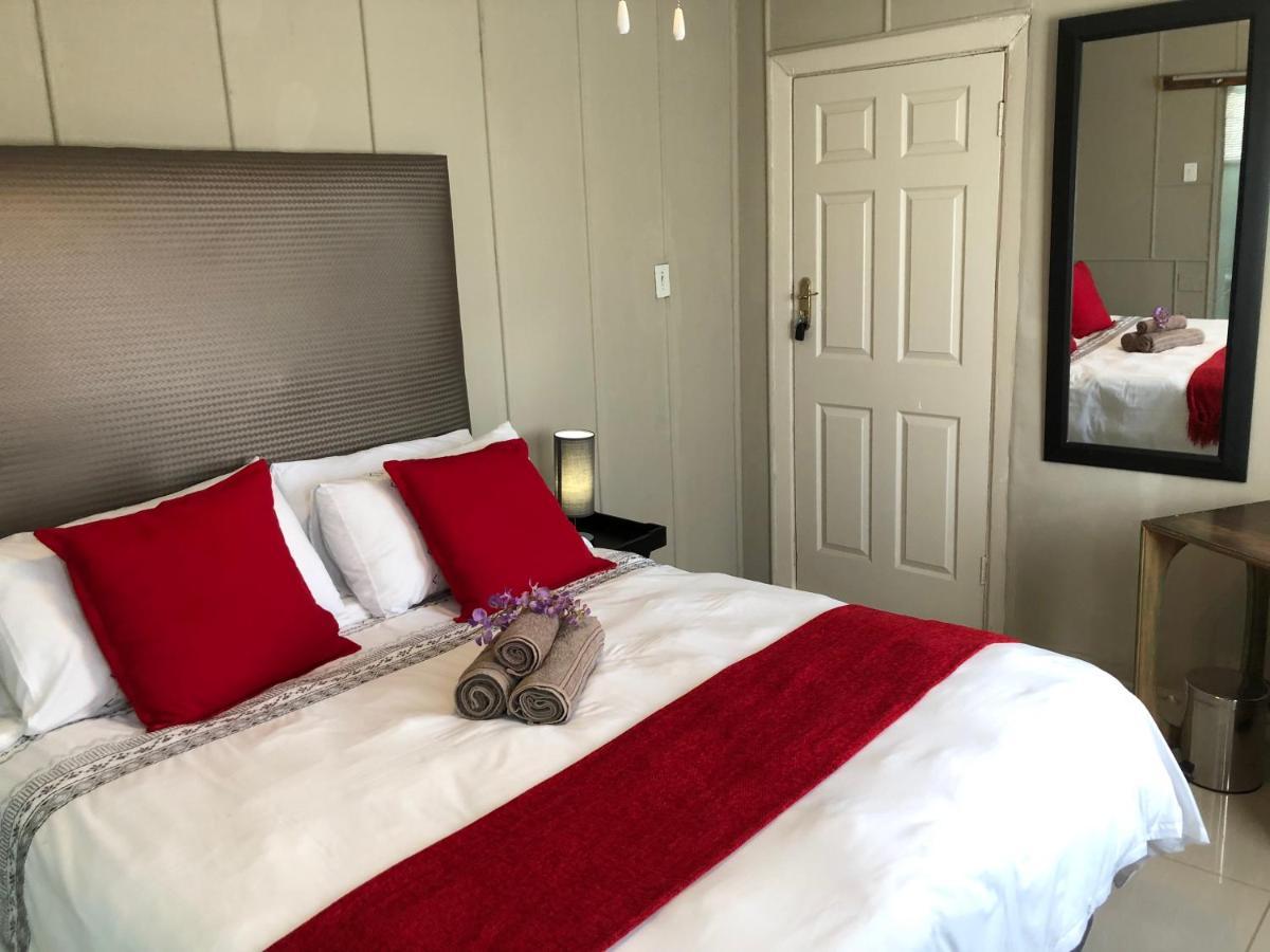 The Lavender Guesthouse Kroonstad Dış mekan fotoğraf