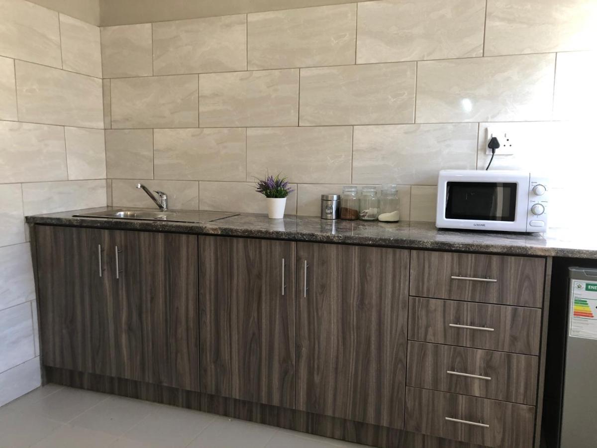 The Lavender Guesthouse Kroonstad Dış mekan fotoğraf